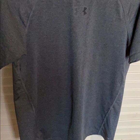 Under Armour Fitted T-shirt - Picture 3 of 4